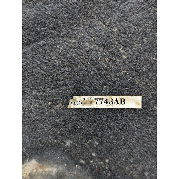 Vintage MCM Gold Metal Swirl Table Lamp - Picture 7 of 10